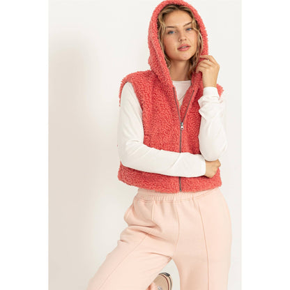 COMFORT CUTIE FLUFFY FULL ZIP CROPPED HOODED VEST