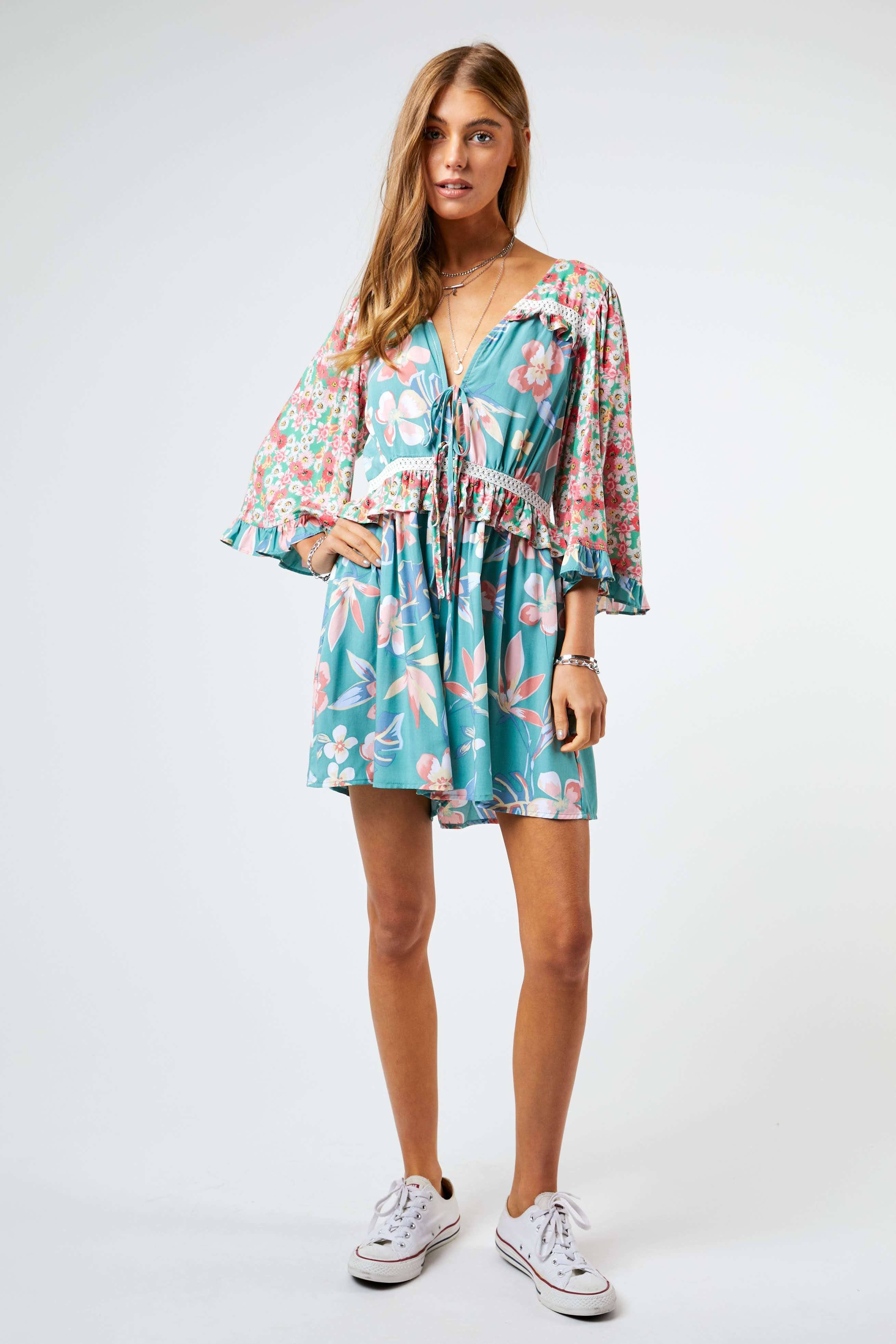 FLORAL PRINT TIE FRONT ROMPER