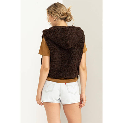 COMFORT CUTIE FLUFFY FULL ZIP CROPPED HOODED VEST