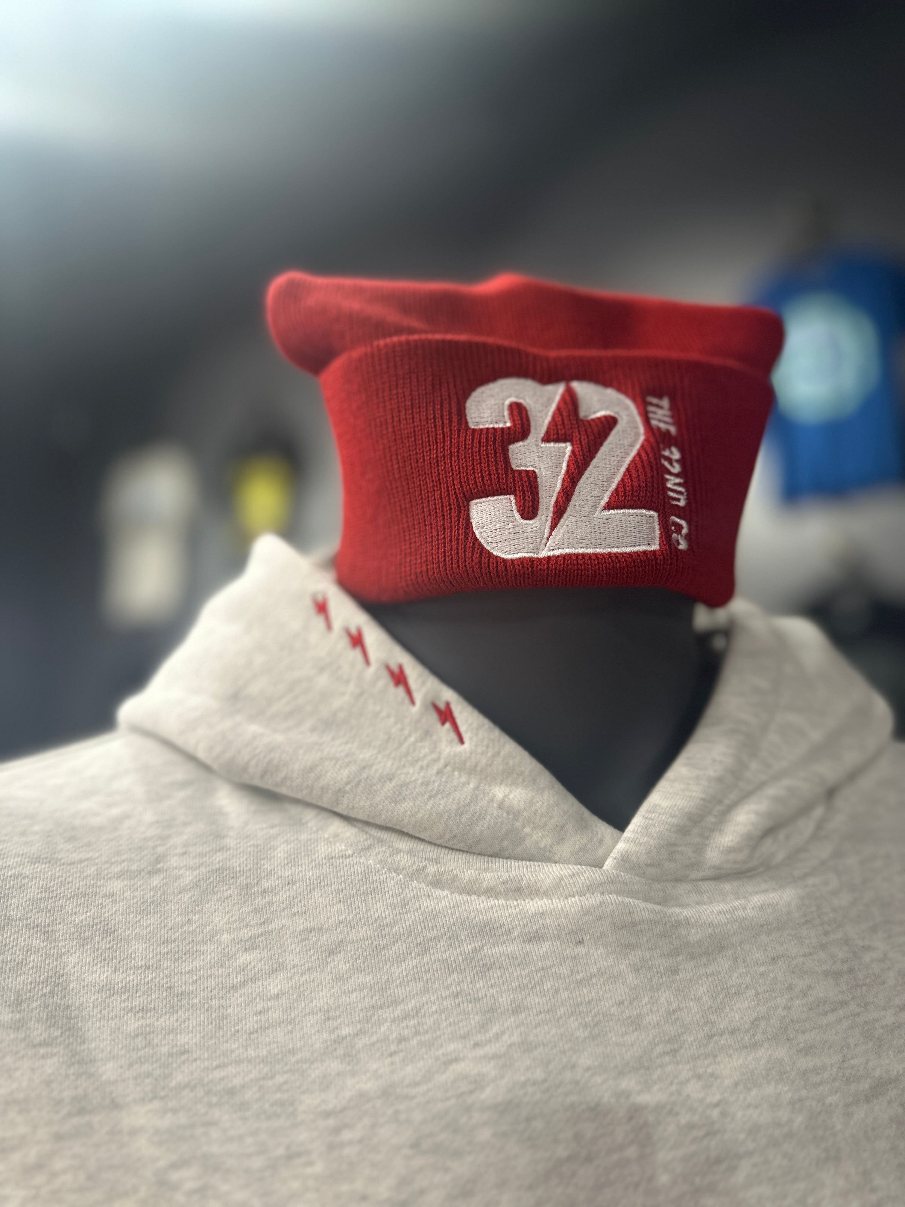 32 CO Essential Sweatshirt