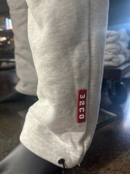 32 CO Essential Sweatpants