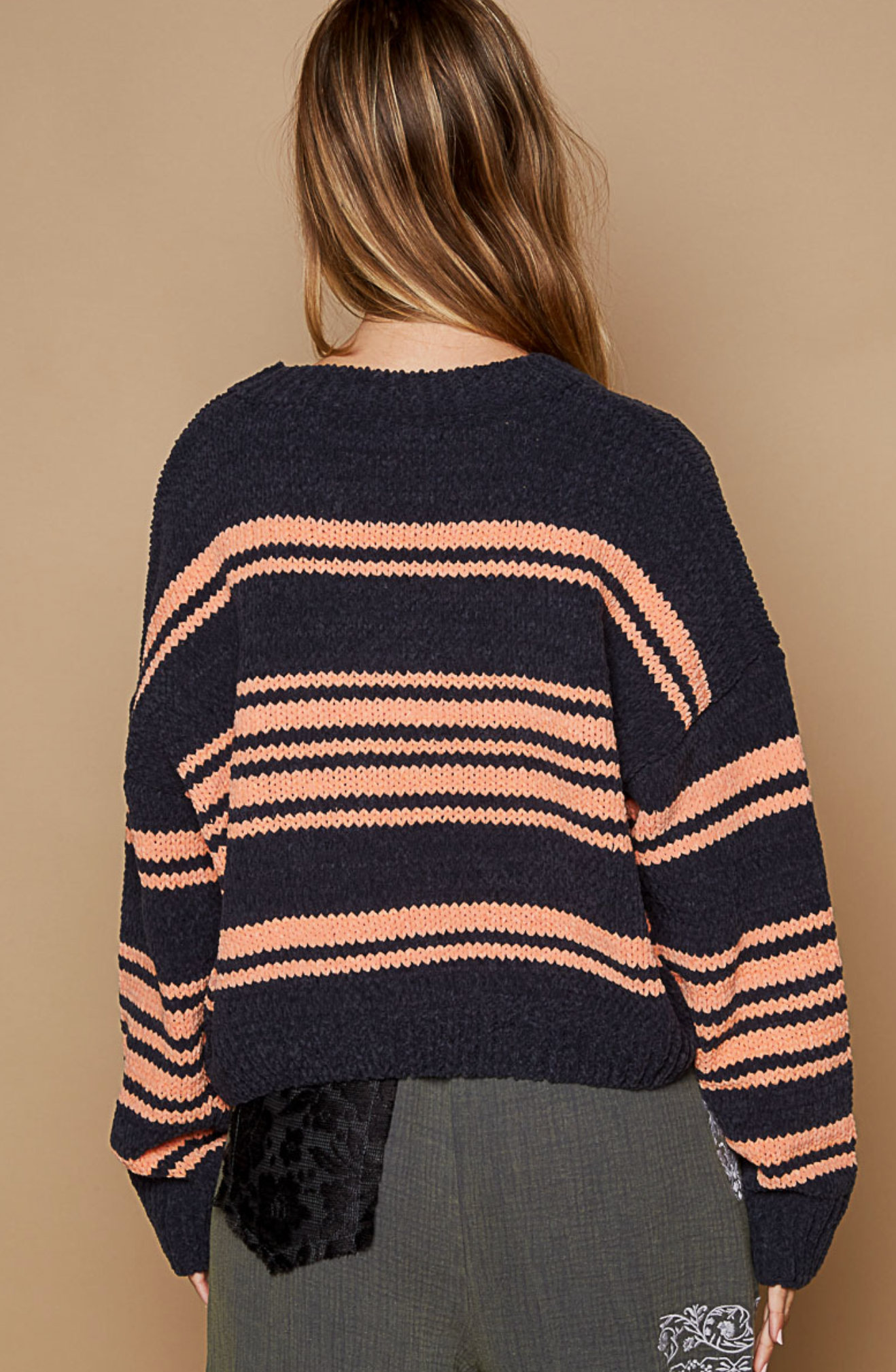 Annie Semi Cropped Sweater