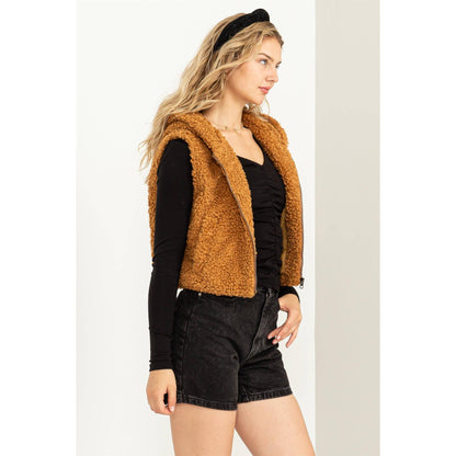 COMFORT CUTIE FLUFFY FULL ZIP CROPPED HOODED VEST